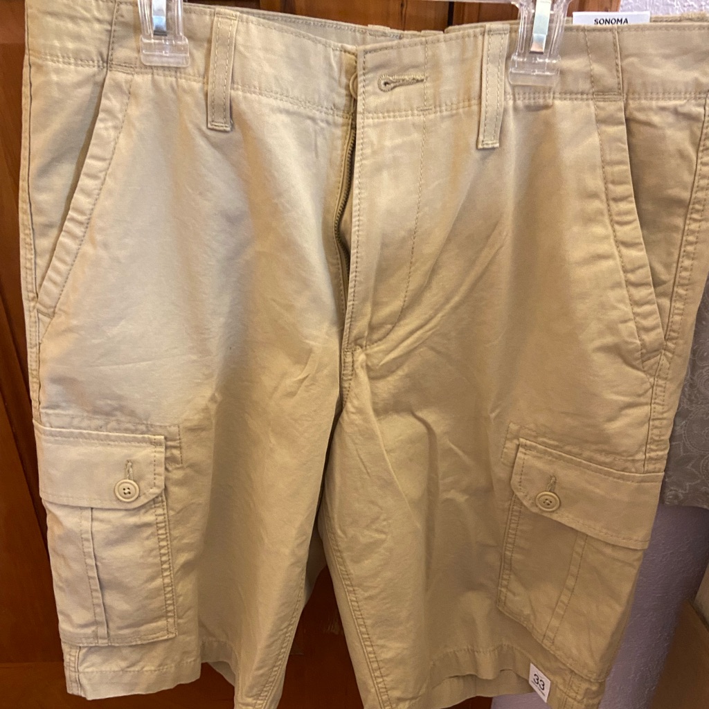 Mens Brand New Classic Cargo Shorts Size 33